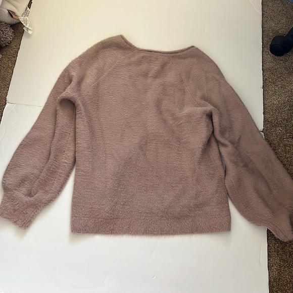 Abercrombie sweater - Picture 5 of 5